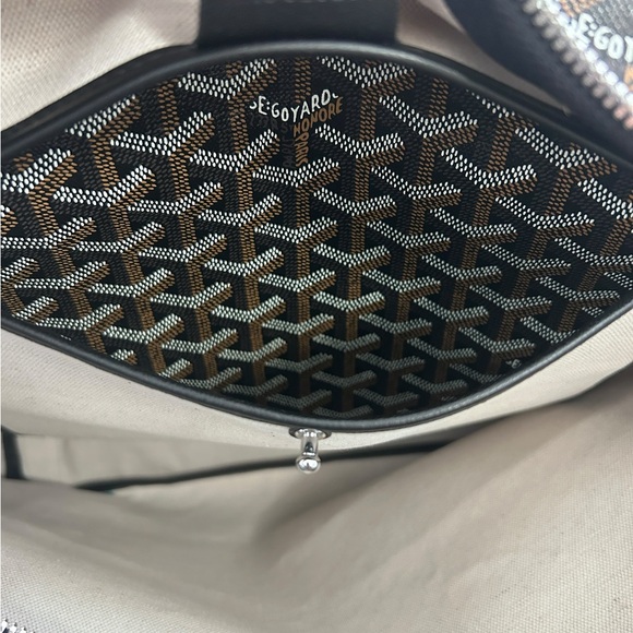 Artois PM Tote Bag - Black Leather Trim with Black, and Brown - Size Med - Picture 6 of 9